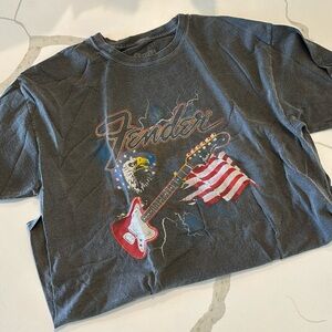 Oversized Fender Tshirt